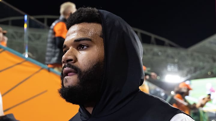 Miami Hurricanes edge rusher Akheem Mesidor