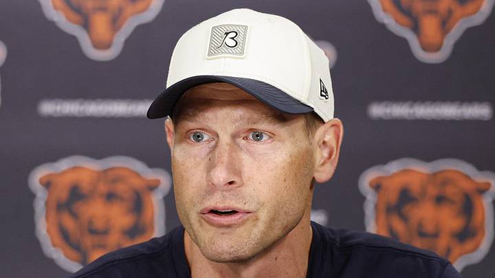 Chicago Bears head coach Ben Johnson