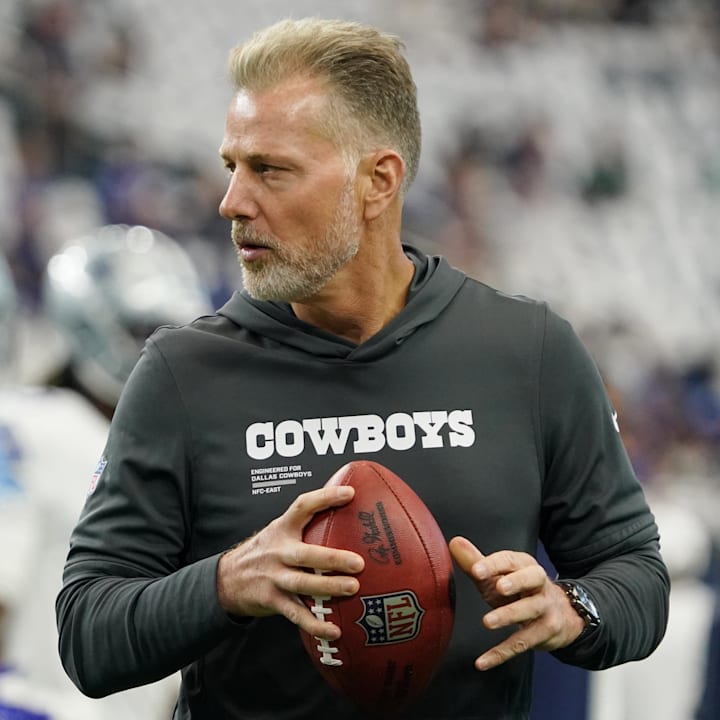 Dallas Cowboys defensive coordinator Matt Eberflus looks on during warmups before the game against the New York Giants Dallas Cowboys defensive coordinator Matt Eberflus looks on during warmups before the game against the New York Giants
