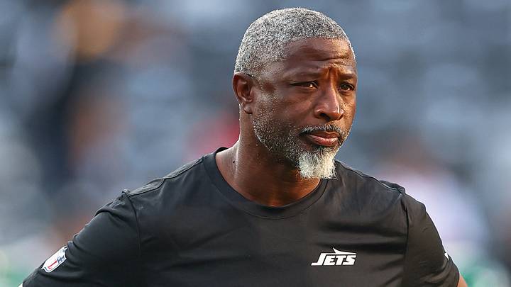 New York Jets head coach Aaron Glenn New York Jets head coach Aaron Glenn