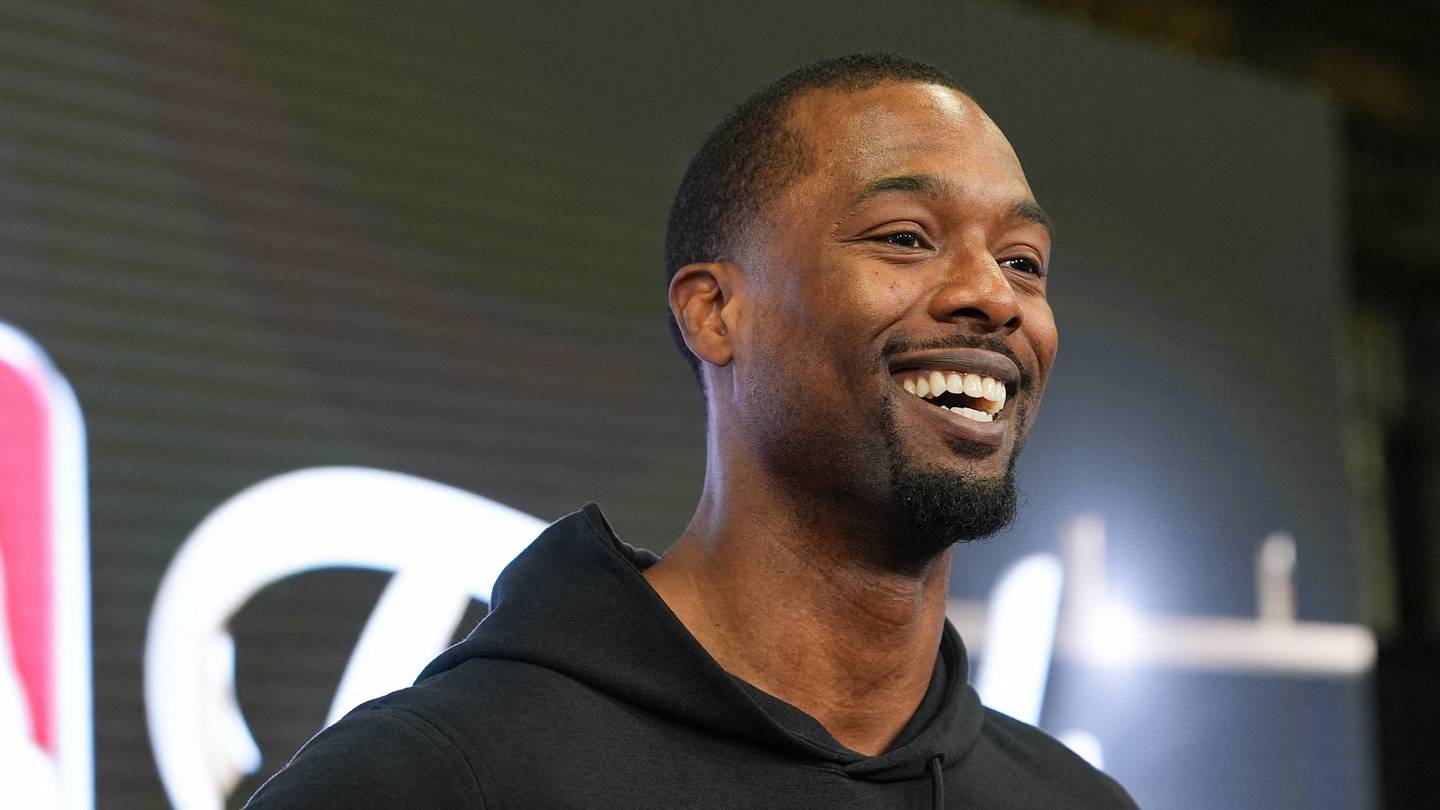 NBA's Harrison Barnes Buys $25M Iowa Bank, Aims to Build Trust
