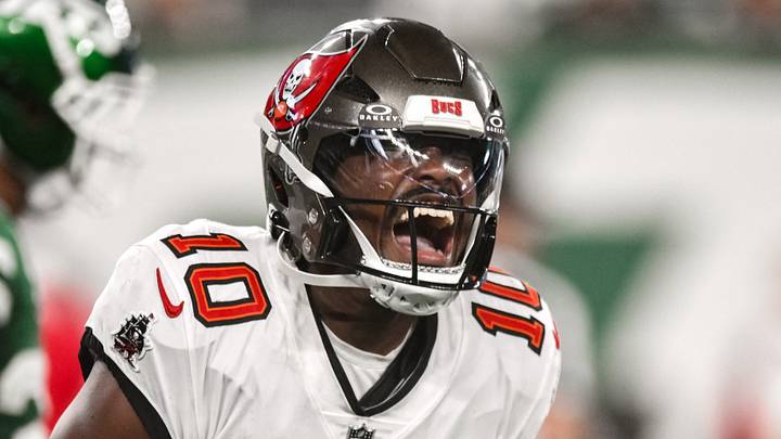 Aug 14, 2026; East Rutherford, New Jersey, USA; Tampa Bay Buccaneers quarterback Jalon Daniels (10) reacts after scoring a touchdown against the New York Jets during the second half at MetLife Stadium. Mandatory Credit: John Jones-Imagn Images Aug 14, 2026; East Rutherford, New Jersey, USA; Tampa Bay Buccaneers quarterback Jalon Daniels (10) reacts after scoring a touchdown against the New York Jets during the second half at MetLife Stadium. Mandatory Credit: John Jones-Imagn Images