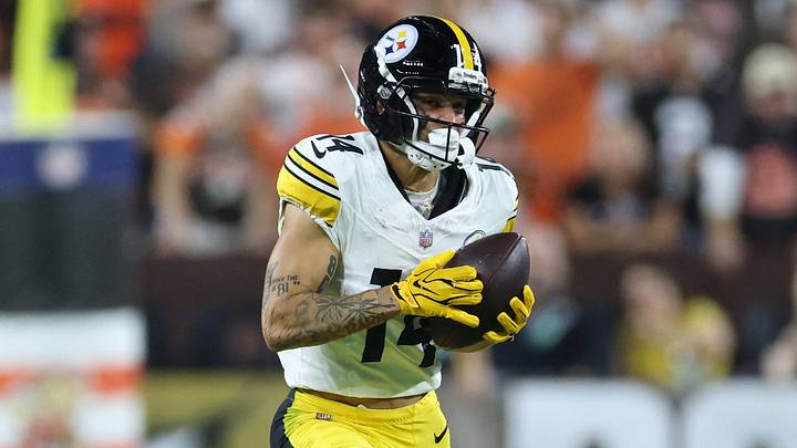 Oct 1, 2026; Cleveland, Ohio, USA; Pittsburgh Steelers wide receiver Roman Wilson (14) makes a catch against the Cleveland Browns in the first half at Huntington Bank Field. Mandatory Credit: Scott Galvin-Imagn Images Oct 1, 2026; Cleveland, Ohio, USA; Pittsburgh Steelers wide receiver Roman Wilson (14) makes a catch against the Cleveland Browns in the first half at Huntington Bank Field. Mandatory Credit: Scott Galvin-Imagn Images