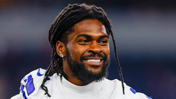 Cornerback Trevon Diggs