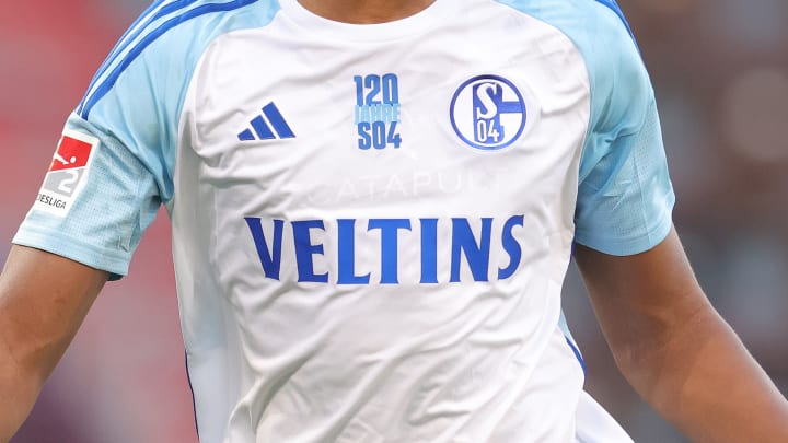 'Veltins' verlässt das S04-Trikot wieder 'Veltins' verlässt das S04-Trikot wieder