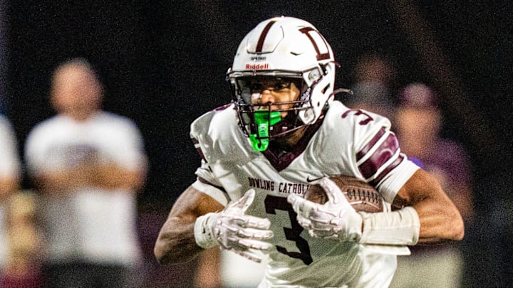 Dowling Catholic wide receiver Jeffrey Roberts (3) carries the ball during a high school football game between Valley and Dowling Catholic on Aug. 29, 2025, at Valley Stadium in West Des Moines, Iowa. Valley defeated Dowling Catholic 20-19.