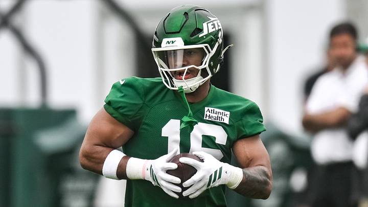 New York Jets tight end Kenyon Sadiq New York Jets tight end Kenyon Sadiq