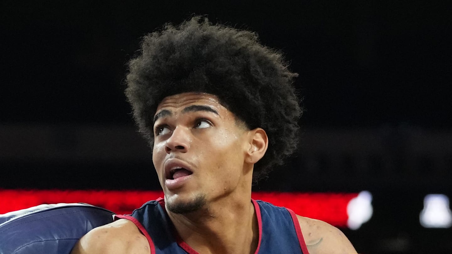 Why Rebounding, Turnovers Will Decide Arizona-Michigan Clash