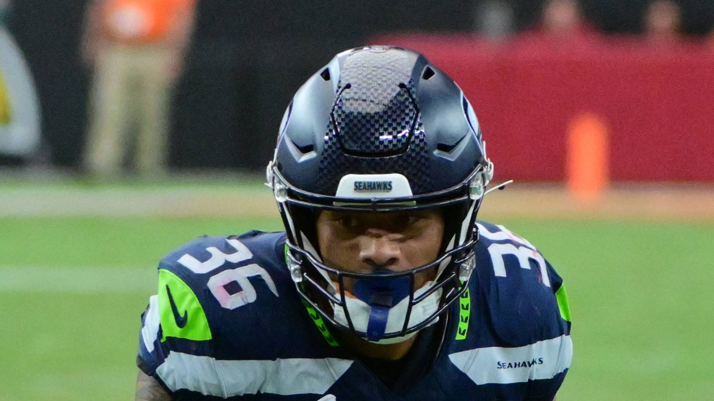 Chargers vs. Seahawks: Announcers, Referees & Jersey Combination
