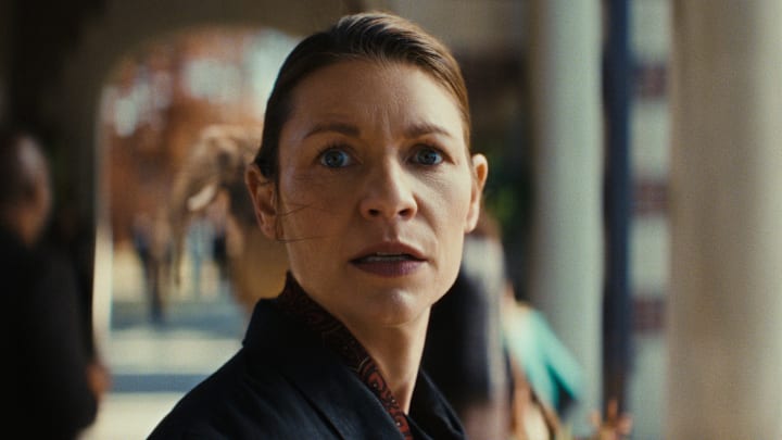 Claire Danes as Aggie Wiggs in Episode 103 of The Beast in Me