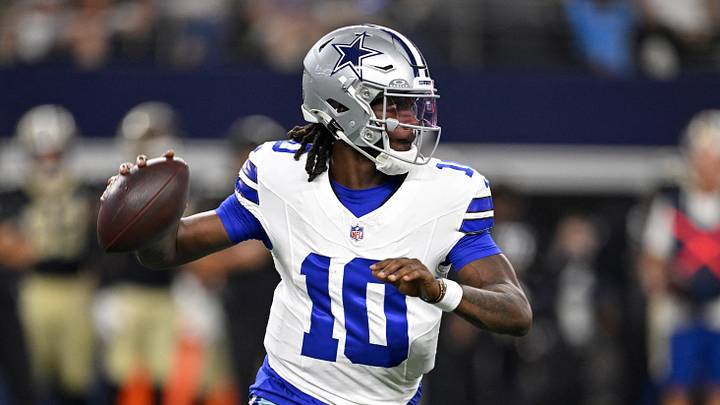 Dallas Cowboys quarterback Joe Milton III (10)