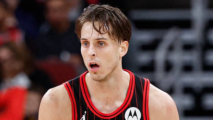 Dec 7, 2025; Chicago, Illinois, USA; Chicago Bulls forward Zach Collins (12) looks to pass the ball against the Golden State Warriors during the second half at United Center. Mandatory Credit: Kamil Krzaczynski-Imagn Images Dec 7, 2025; Chicago, Illinois, USA; Chicago Bulls forward Zach Collins (12) looks to pass the ball against the Golden State Warriors during the second half at United Center. Mandatory Credit: Kamil Krzaczynski-Imagn Images