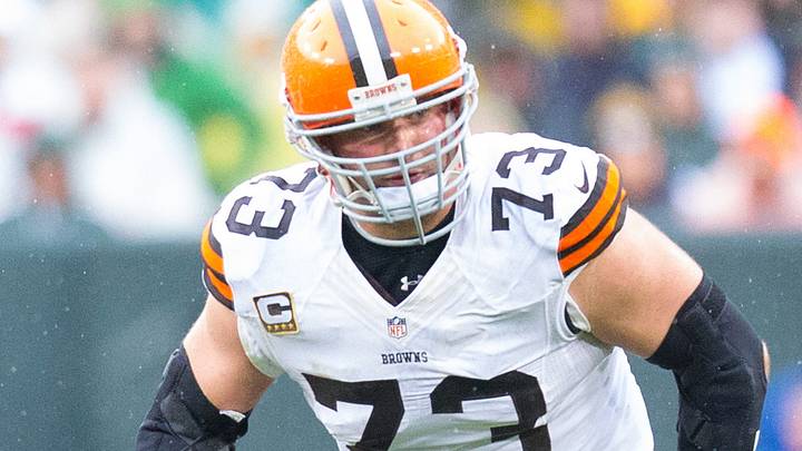 Oct 20, 2013; Green Bay, WI, USA; Cleveland Browns offensive lineman Joe Thomas (73) during the game against the Green Bay Packers at Lambeau Field. Green Bay won 31-13. Mandatory Credit: Jeff Hanisch-USA TODAY Sports Oct 20, 2013; Green Bay, WI, USA; Cleveland Browns offensive lineman Joe Thomas (73) during the game against the Green Bay Packers at Lambeau Field. Green Bay won 31-13. Mandatory Credit: Jeff Hanisch-USA TODAY Sports