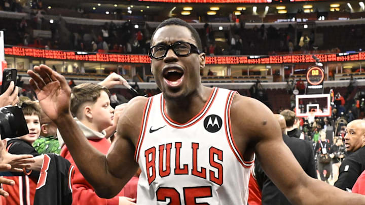 Mar 16, 2026; Chicago, Illinois, USA; Chicago Bulls forward Jalen Smith (25) greets fans after the game against the Memphis Grizzlies at United Center. Mandatory Credit: Matt Marton-Imagn Images