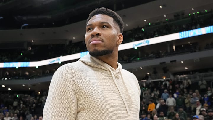 Milwaukee Bucks forward Giannis Antetokounmpo (34). Milwaukee Bucks forward Giannis Antetokounmpo (34).