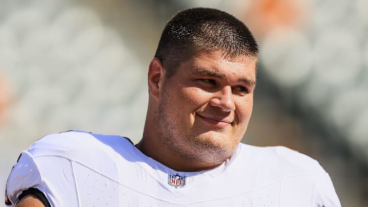 Baltimore Ravens center Tyler Linderbaum