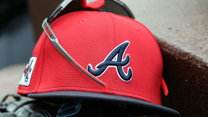 The Braves' latest additions of international prospects are putting pen to paper