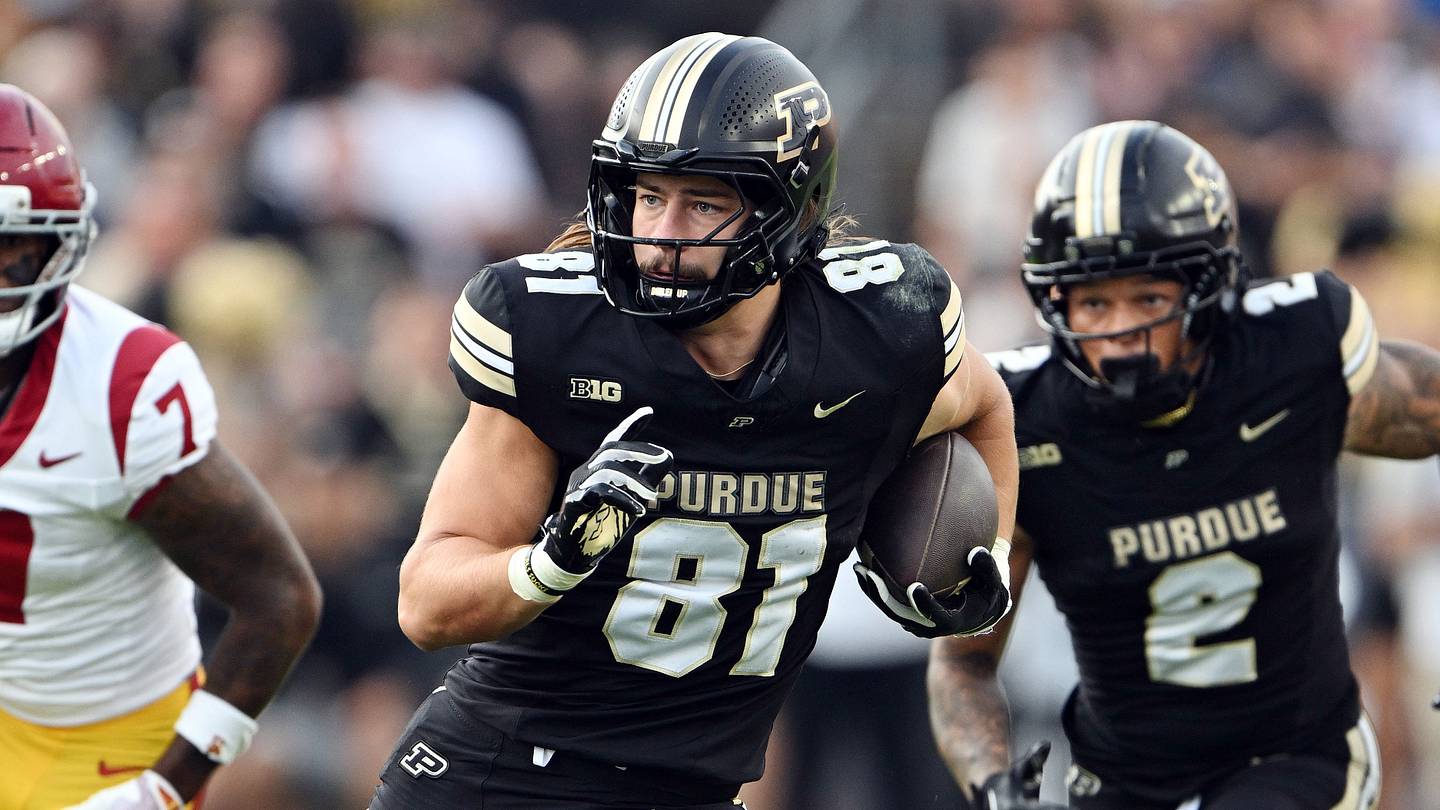 George Burhenn, tight end di Purdue, si prepara a una stagione in vista dopo infortuni e un periodo di recupero
