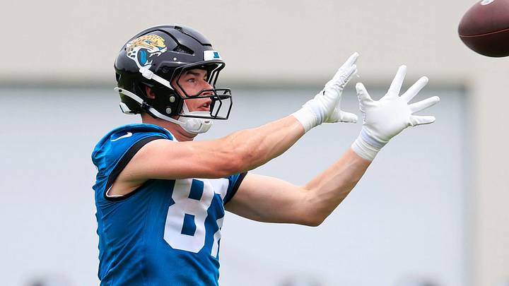 Jacksonville Jaguars tight end Nate Boerkircher (87) catches a pass during rookie minicamp at the Miller Electric Center, Saturday, May 9, 2026 in Jacksonville, Fla. Today was the second of a three day camp concluding Sunday.