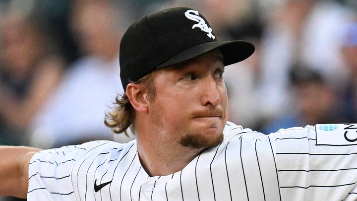 Jun 9, 2026; Chicago, Illinois, USA;  Chicago White Sox pitcher Erick Fedde (47) delivers the ball during the first inning against the Atlanta Braves at Rate Field. Mandatory Credit: Matt Marton-Imagn Images