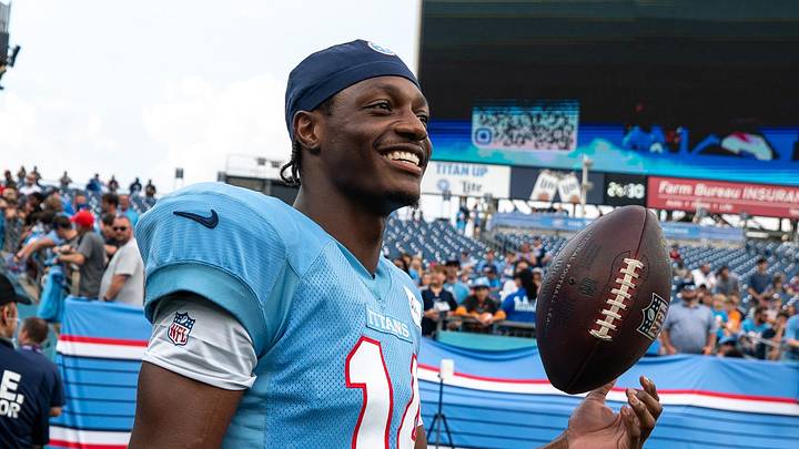 Tennessee Titans wide receiver Carnell Tate Tennessee Titans wide receiver Carnell Tate