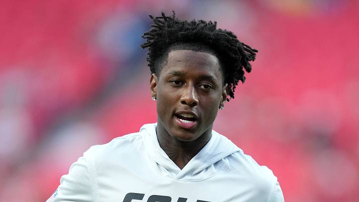Indianapolis Colts cornerback Sauce Gardner (1) warms up prior to the game against the Kansas City Chiefs Indianapolis Colts cornerback Sauce Gardner (1) warms up prior to the game against the Kansas City Chiefs