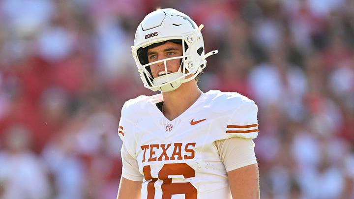COLLEGE FOOTBALL: OCT 10 Texas vs Oklahoma