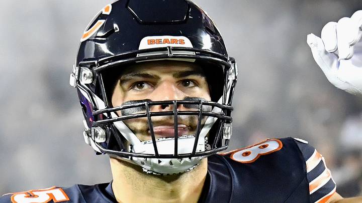Chicago Bears tight end Cole Kmet 