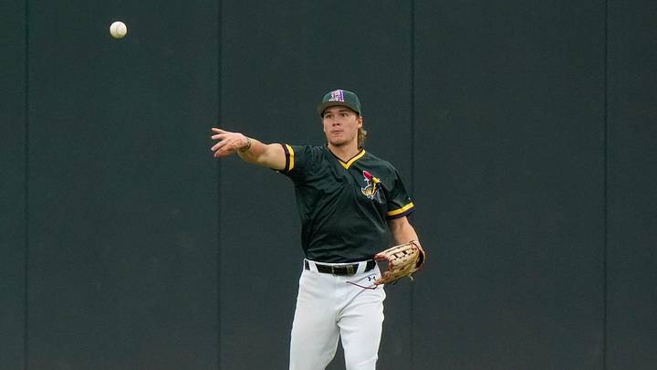 Aug 2, 2025; North Augusta, South Carolina, USA; GreenJacket outfielder Eric Hartman (17) throws the ball during the Augusta GreenJackets and Carolina Mudcats game at SRP Park. The GreenJackets won the fifth game of the series 5-3. Mandatory Credit: Katie Goodale - Augusta Chronicle/USA TODAY NETWORK Aug 2, 2025; North Augusta, South Carolina, USA; GreenJacket outfielder Eric Hartman (17) throws the ball during the Augusta GreenJackets and Carolina Mudcats game at SRP Park. The GreenJackets won the fifth game of the series 5-3. Mandatory Credit: Katie Goodale - Augusta Chronicle/USA TODAY NETWORK