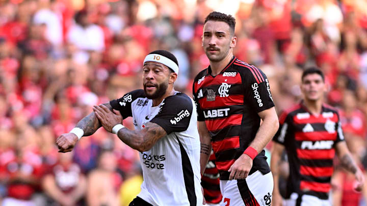 Clubes mantêm converss nas últimas semanas