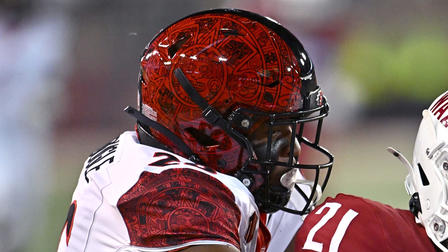 Ball-Hawk Safety to Enter Transfer Portal after Coach Takes Nebraska Job