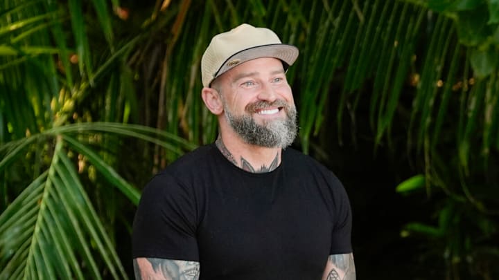 “Knife to the Heart” – Castaways help pass the time on their beach by hosting the “Survivor 50 Talent Show”. Another boomerang idol is discovered, and players must decide whether to send it to an ally or an adversary. Then, the biggest reward of the season is on the line as tribes compete for immunity and a special afternoon with country music star and SURVIVOR superfan, Zac Brown, on SURVIVOR 50. Photo: Robert Voets/CBS ©2025 CBS Broadcasting, Inc. All Rights Reserved.