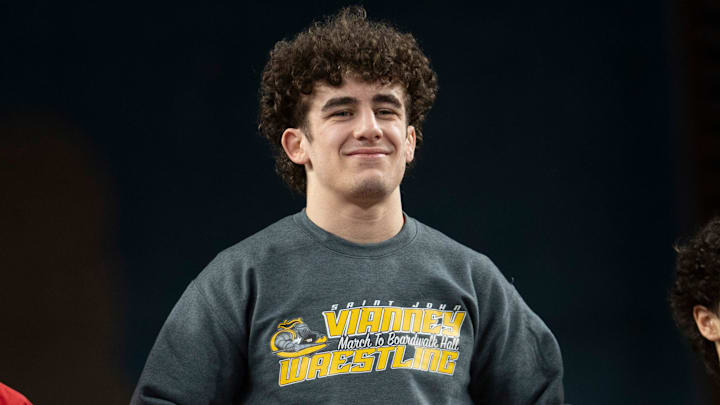 Saint John Vianney’s (NJ) Anthony Knox, who survived a controversial senior season to win his fourth consecutive NJSIAA state championship is favored to win the US Open U20 Freestyle competition, which takes place on Saturday, at 57 KG.