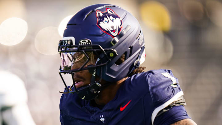 UConn Huskies wide receiver Skyler Bell