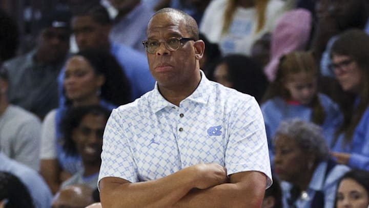Nov 25, 2025; Fort Myers, Florida, USA; North Carolina Tar Heels head coach Hubert Davis looks on during a game against the St. Bonaventure Bonnies at Suncoast Credit Union Arena. Mandatory Credit: Nathan Ray Seebeck-Imagn Images Nov 25, 2025; Fort Myers, Florida, USA; North Carolina Tar Heels head coach Hubert Davis looks on during a game against the St. Bonaventure Bonnies at Suncoast Credit Union Arena. Mandatory Credit: Nathan Ray Seebeck-Imagn Images