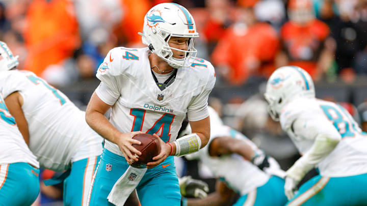 Miami Dolphins v Cleveland Browns - NFL 2025