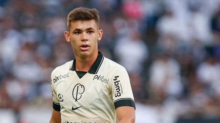 Gabriel Moscardo, le jeune espoir brésilien qui va rejoindre le PSG Gabriel Moscardo, le jeune espoir brésilien qui va rejoindre le PSG