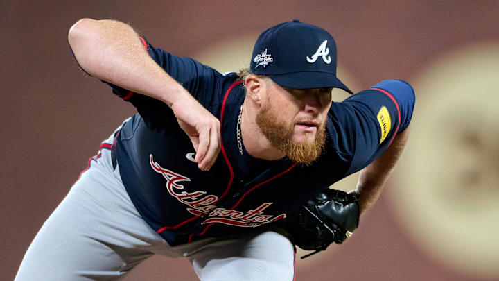 Atlanta Braves reliever Craig Kimbrel prepares to throw during a game against the San Francisco Giants on June 6 at Oracle Park.