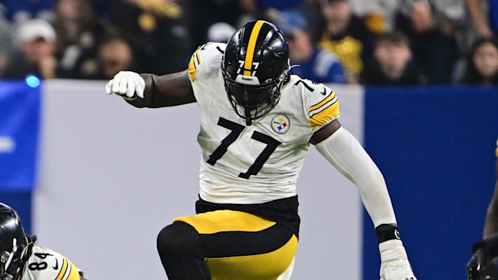 Sep 29, 2024; Indianapolis, Indiana, USA; Pittsburgh Steelers running back Cordarrelle Patterson (84) is tackled by Indianapolis Colts linebacker E.J. Speed (45) during the second quarter at Lucas Oil Stadium. Mandatory Credit: Marc Lebryk-Imagn Images