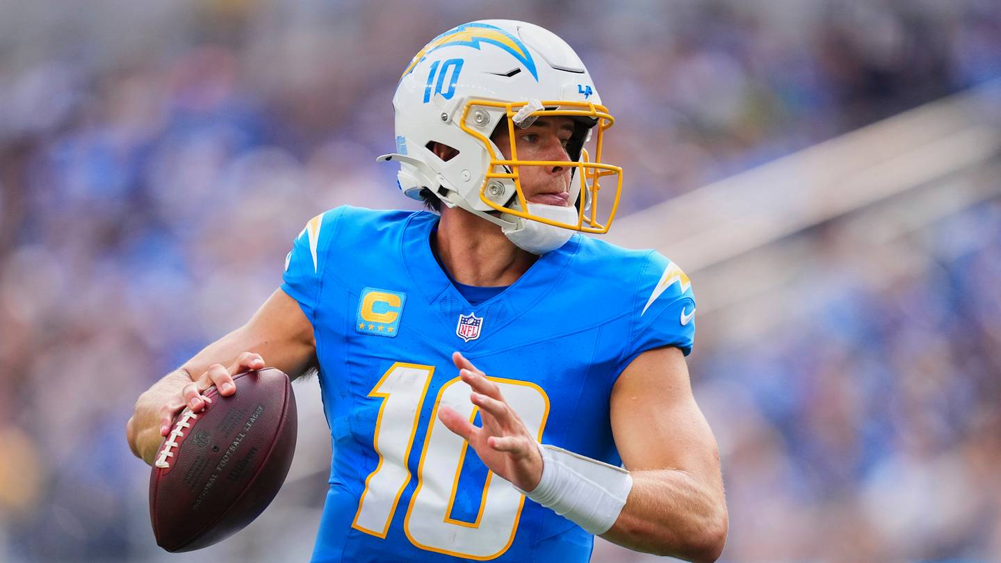 Ranking the most embarrassing losses of NFL Week 1: Justin Herbert held in check by Arizona