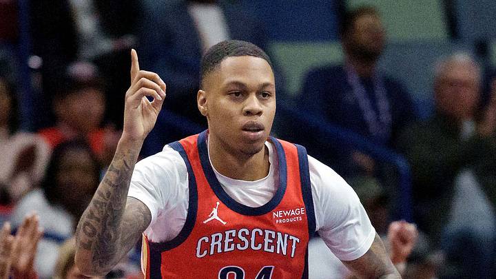 Nov 26, 2025; New Orleans, Louisiana, USA; New Orleans Pelicans guard Jordan Hawkins (24) reacts after a basket against Memphis Grizzlies forward Santi Aldama (7) during the first half at Smoothie King Center. Mandatory Credit: Matthew Hinton-Imagn Images Nov 26, 2025; New Orleans, Louisiana, USA; New Orleans Pelicans guard Jordan Hawkins (24) reacts after a basket against Memphis Grizzlies forward Santi Aldama (7) during the first half at Smoothie King Center. Mandatory Credit: Matthew Hinton-Imagn Images