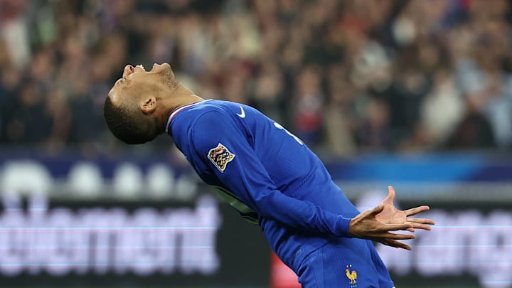 Mbappé a encaissé un carton jaune face à la Croatie.