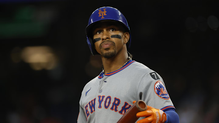 Aug 19, 2025; Washington, District of Columbia, USA; New York Mets shortstop Francisco Lindor (12) looks on at bat against the Washington Nationals during the fourth inning at Nationals Park. Mandatory Credit: Amber Searls-Imagn Images