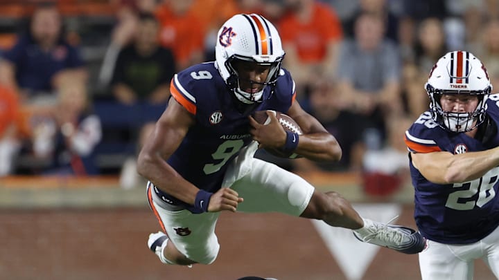 Auburn Tigers quarterback Deuce Knight will make his first start of his career against Mercer.