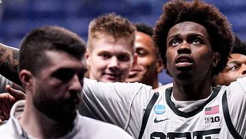 Izzo Faces One Roster Spot, Adds 5-Star Guard Jervis