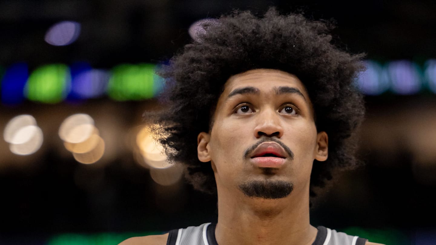 Spurs Finding Continuity in Egoless Guard Trio