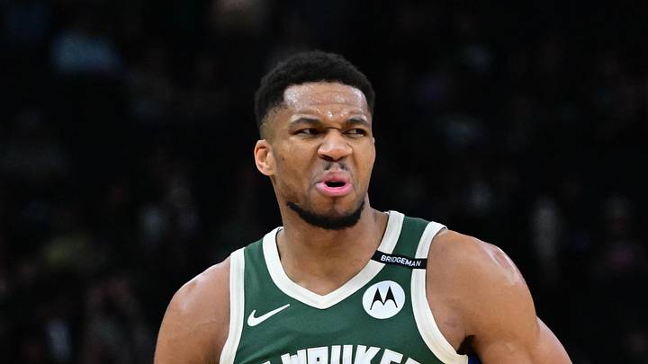Milwaukee Bucks forward Giannis Antetokounmpo (34) reacts in the fourth quarter against the Phoenix Suns at Fiserv Forum on April 1, 2025.