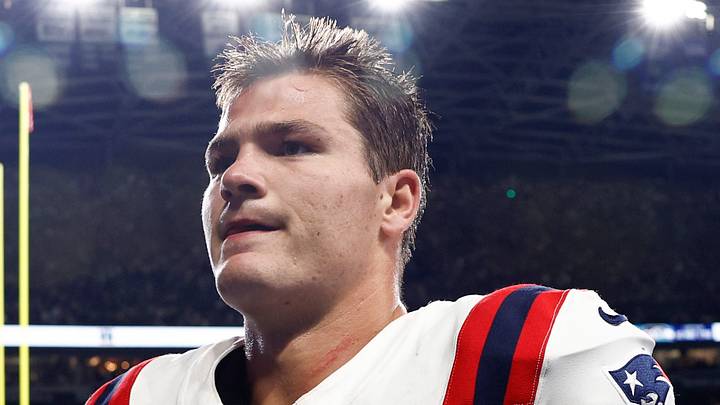 Drake Maye throws three picks, A.J. Brown gets hurt, and the Patriots fall apart Drake Maye throws three picks, A.J. Brown gets hurt, and the Patriots fall apart