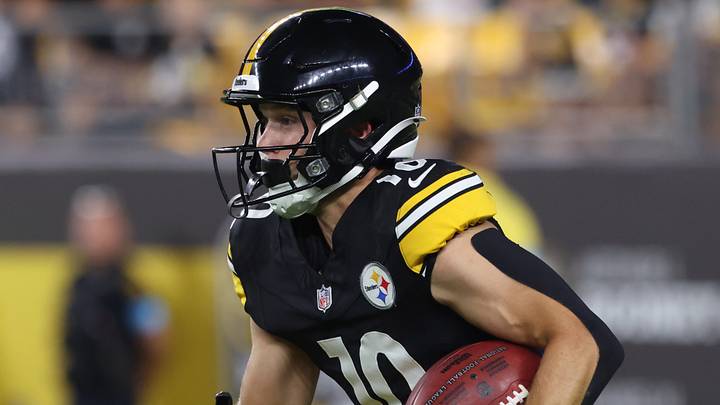 Aug 13, 2026; Pittsburgh, Pennsylvania, USA; Pittsburgh Steelers wide receiver Kaden Wetjen (10) returns a kick-off against the Green Bay Packers during the third quarter at Acrisure Stadium. Mandatory Credit: Charles LeClaire-Imagn Images Aug 13, 2026; Pittsburgh, Pennsylvania, USA; Pittsburgh Steelers wide receiver Kaden Wetjen (10) returns a kick-off against the Green Bay Packers during the third quarter at Acrisure Stadium. Mandatory Credit: Charles LeClaire-Imagn Images