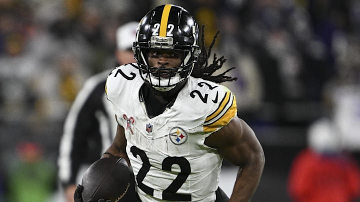 Dec 21, 2024; Baltimore, Maryland, USA;  Pittsburgh Steelers running back Najee Harris (22) rushes during  the second half against the Baltimore Ravens at M&T Bank Stadium. Mandatory Credit: Tommy Gilligan-Imagn Images